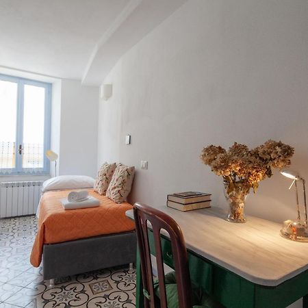 Casa Gigio 011030-Lt-0223 Apartment เวอนาซซา ภายนอก รูปภาพ