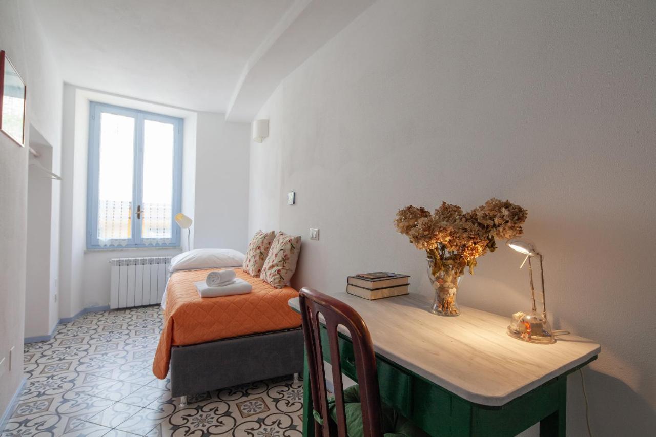 Casa Gigio 011030-Lt-0223 Apartment เวอนาซซา ภายนอก รูปภาพ