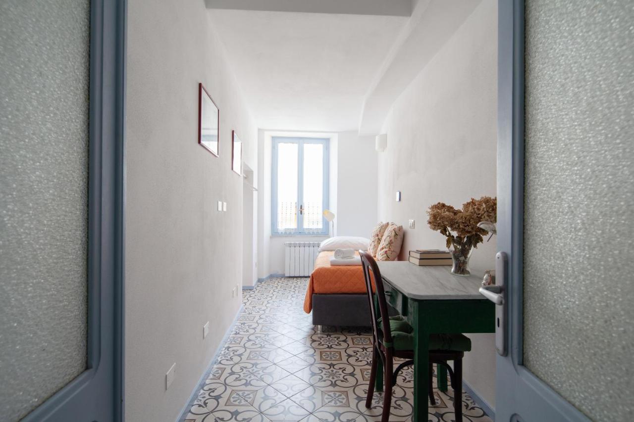 Casa Gigio 011030-Lt-0223 Apartment เวอนาซซา ภายนอก รูปภาพ